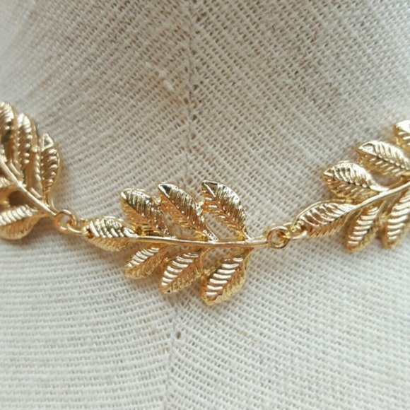 Gold Tone Leaf Boho Greek Goddess Choker Necklace - Picture 3 of 16